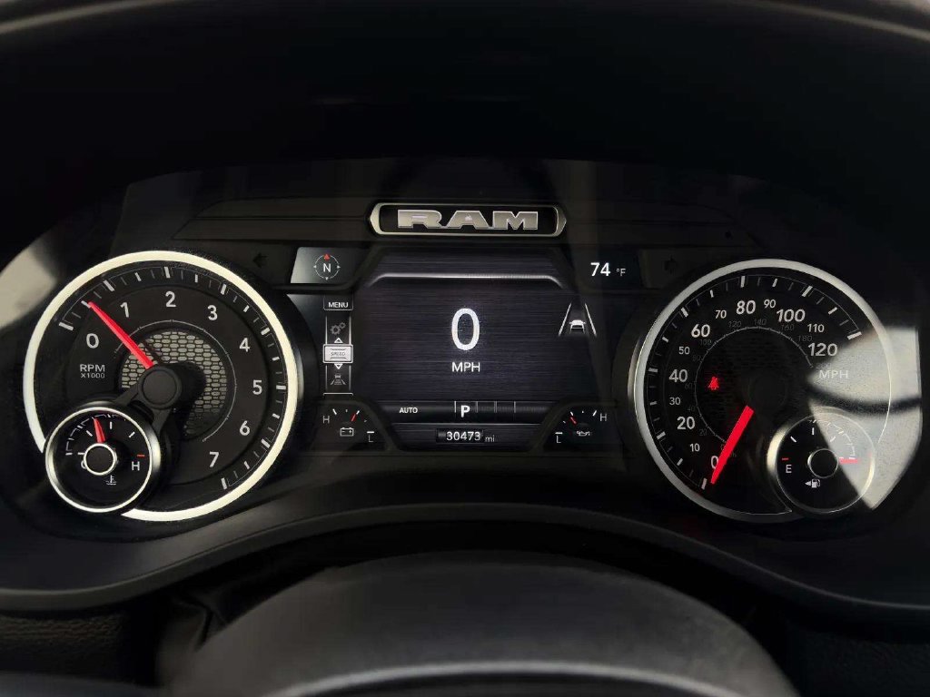 Used 2026 RAM 1500 Laramie AWD/4WD image 14