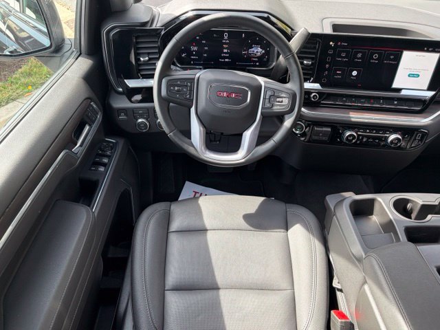 Used 2026 GMC Sierra 1500 SLT AWD/4WD image 34