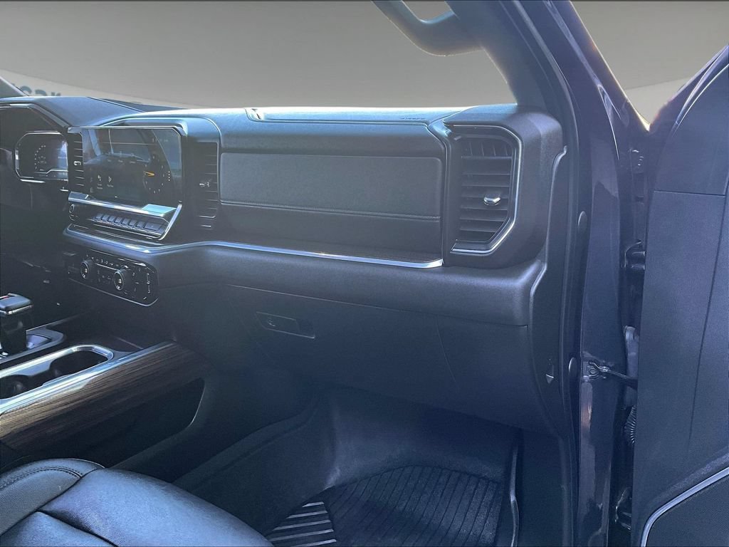 Used 2022 Chevrolet Silverado 1500 RST w/ RST All Star Premium Package AWD/4WD image 13