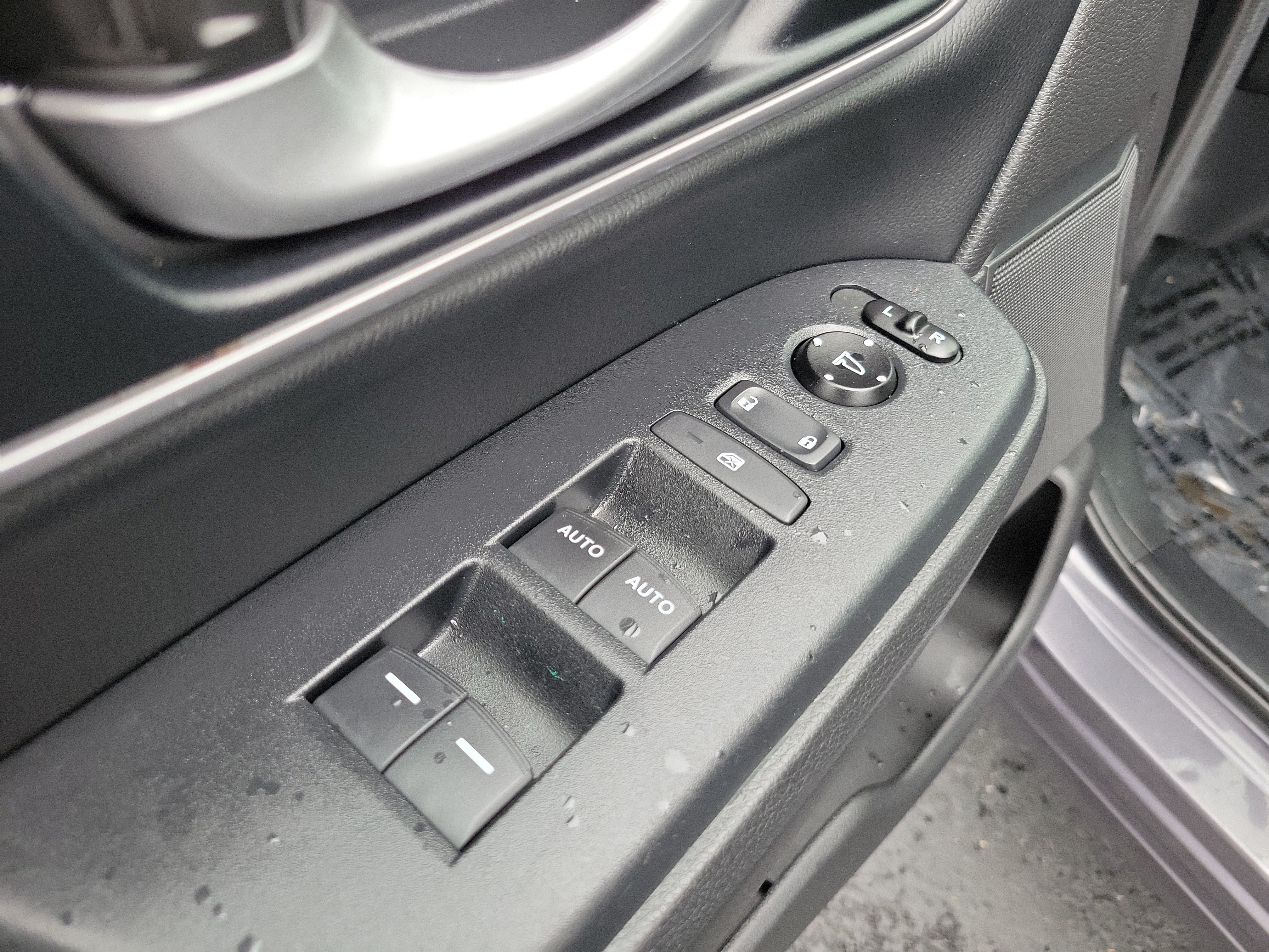 Used 2020 Honda CR-V EX-L image 20