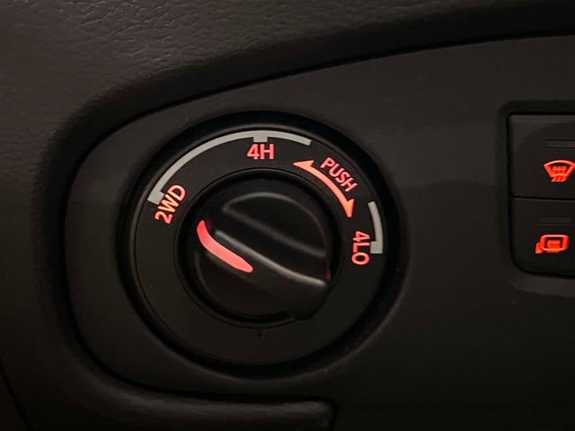 Used 2024 Nissan Frontier PRO-4X w/ Pro Premium Package image 32