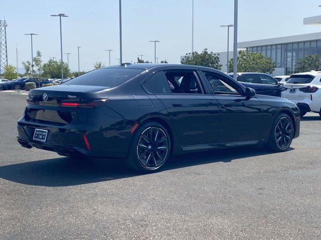 New 2025 BMW 760i xDrive w/ Autobahn Package image 6