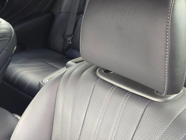 Certified 2022 Lexus LS 500 w/ Luxury Package RWD image 15