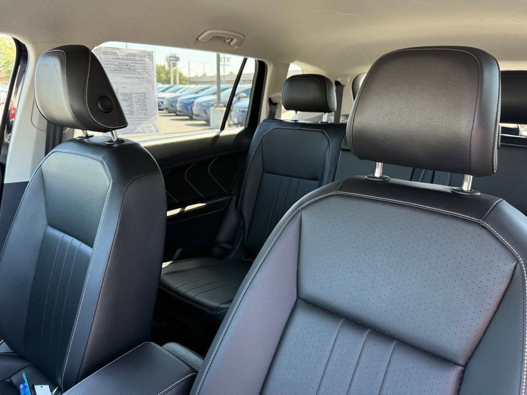 Used 2023 Volkswagen Tiguan SE image 16