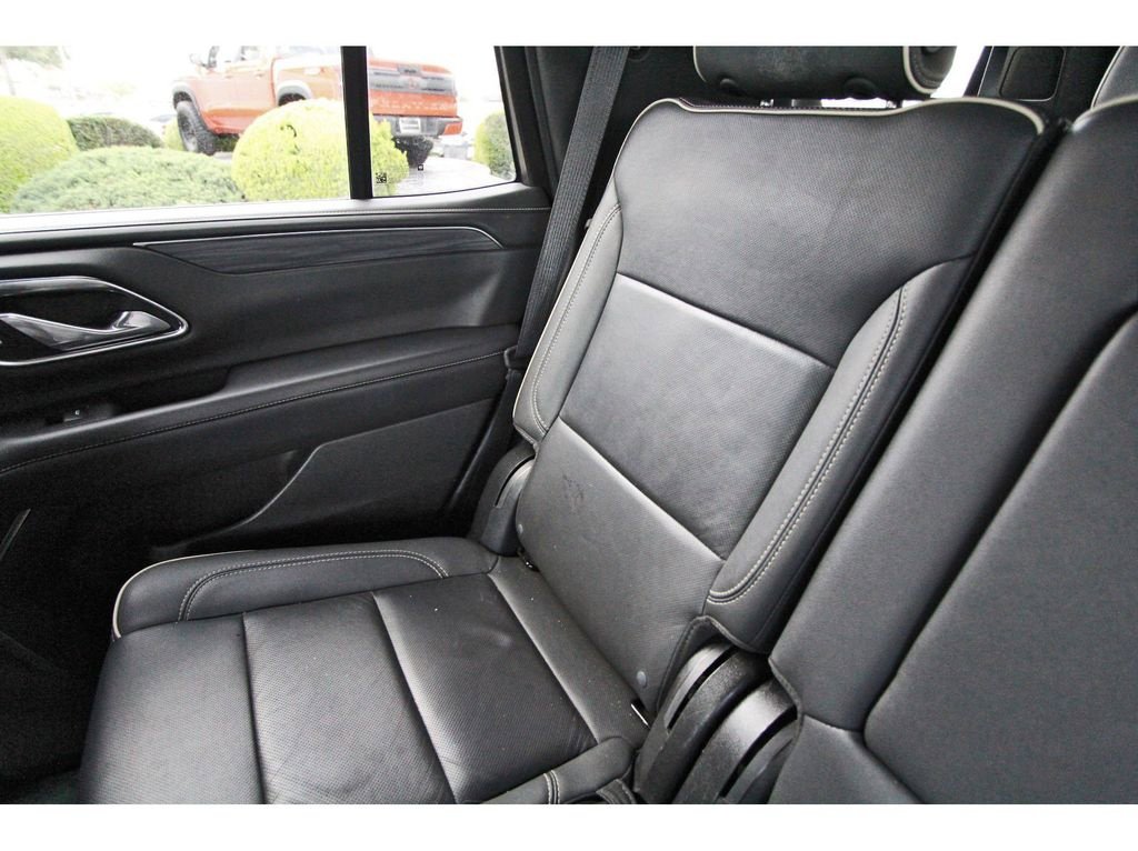 Used 2024 GMC Yukon SLT image 11