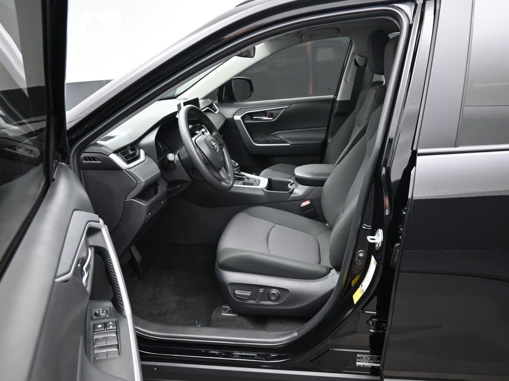 Certified 2025 Toyota RAV4 XLE image 9