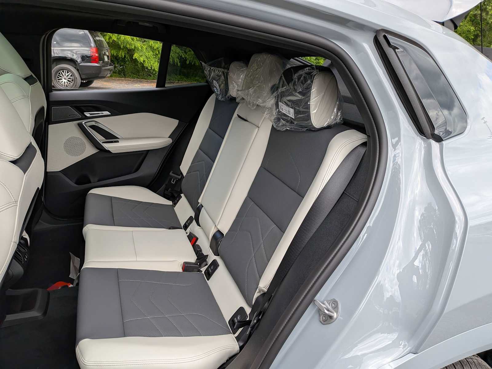 New 2026 BMW X2 xDrive28i w/ Technology Package AWD/4WD image 19