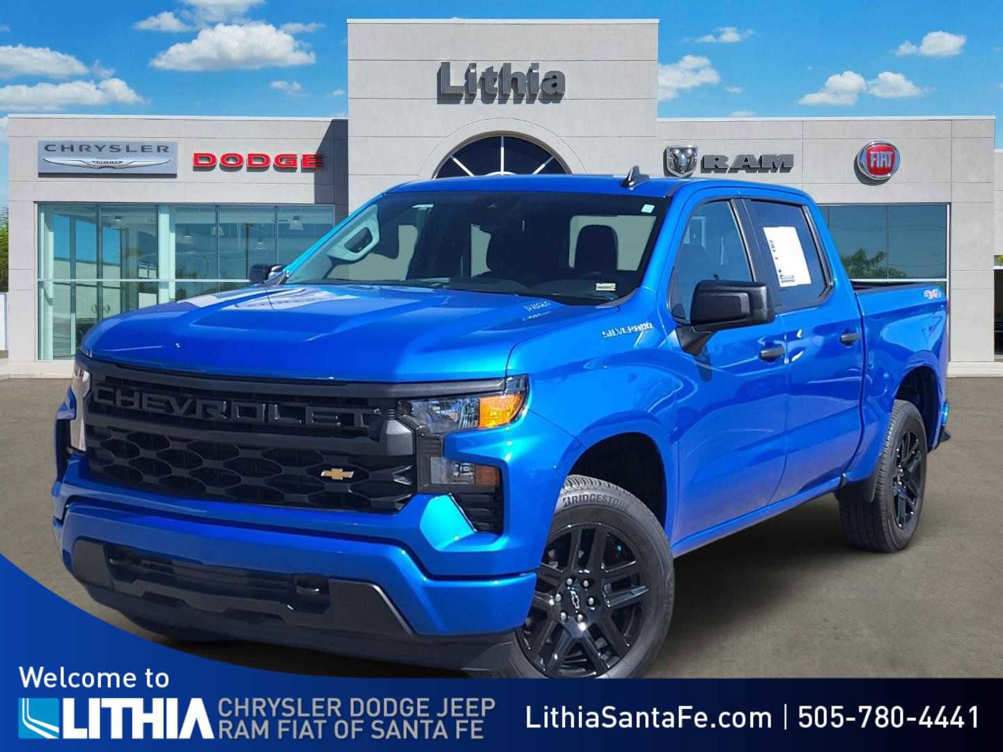 Used 2025 Chevrolet Silverado 1500 Custom image 1