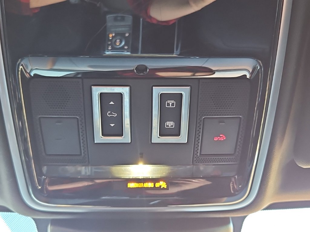 Used 2019 Land Rover Range Rover Supercharged AWD/4WD image 21