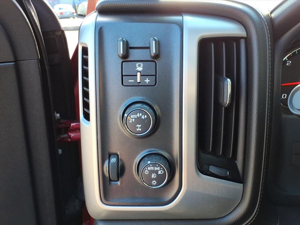 Used 2018 GMC Sierra 1500 SLT w/ SLT Premium Package image 16