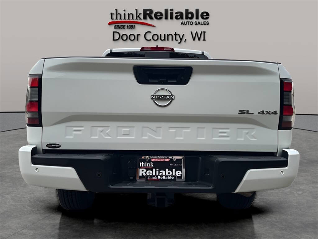 Used 2024 Nissan Frontier SL w/ Technology Package image 4