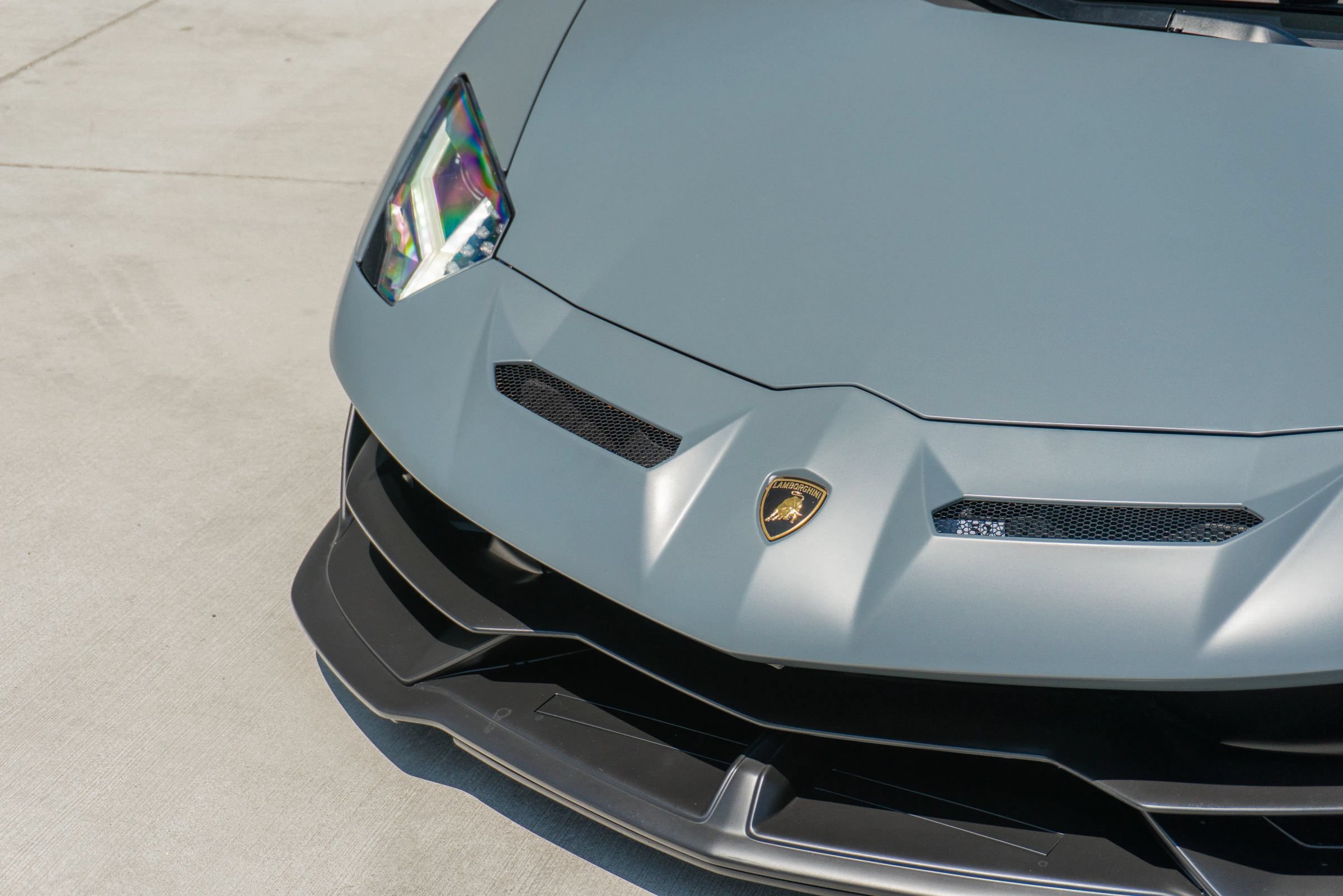Used 2019 Lamborghini Aventador SVJ AWD/4WD image 23