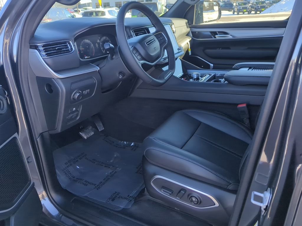 New 2026 Jeep Grand Wagoneer Limited image 33