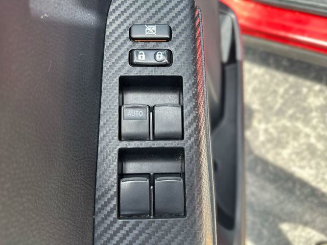 Used 2015 Toyota RAV4 LE FWD image 15