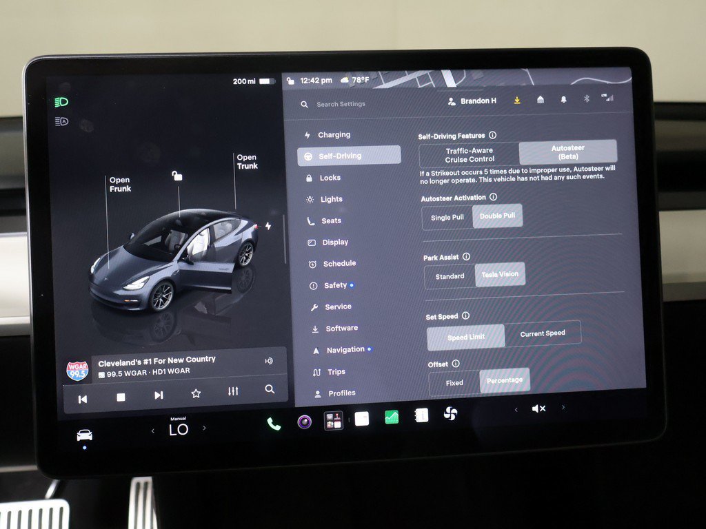 Used 2022 Tesla Model 3 Long Range AWD/4WD image 48
