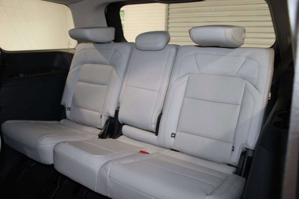 New 2026 Lincoln Navigator Premier AWD/4WD image 27