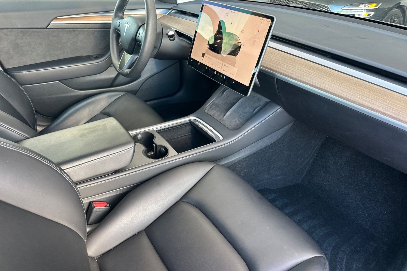 Used 2023 Tesla Model 3 Standard Range image 15