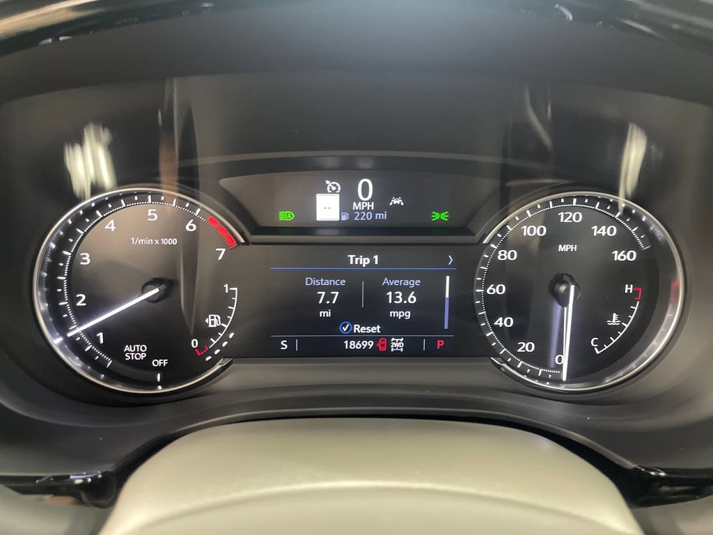 Certified 2024 Cadillac XT5 Premium Luxury AWD/4WD image 18