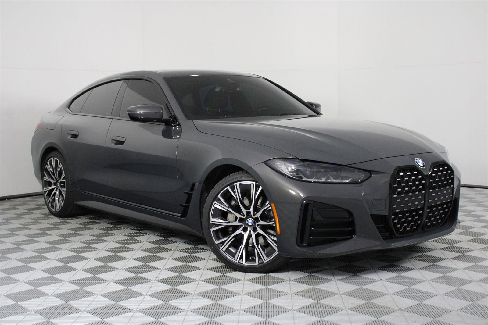 Used 2022 BMW 430i Gran Coupe w/ M Sport Package image 9