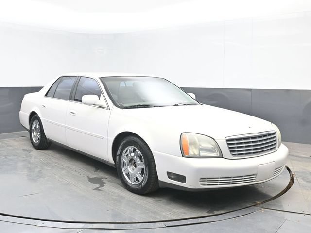 Used 2004 Cadillac De Ville w/ Equipment Group FWD image 2