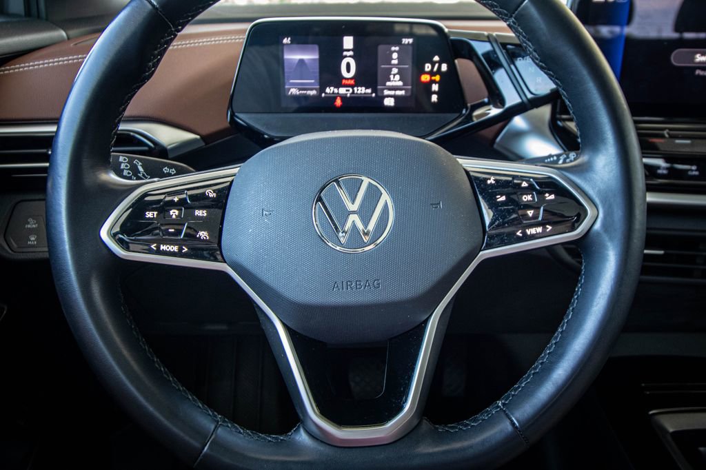 Certified 2022 Volkswagen ID.4 Pro S w/ Gradient Package image 33