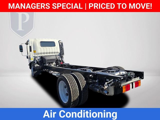 New 2025 Chevrolet Low Cab Forward image 9