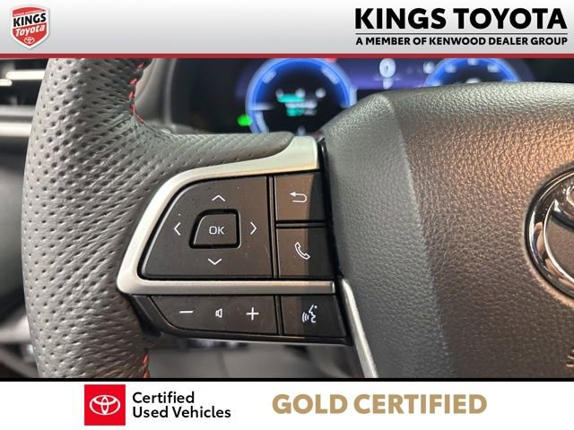 Used 2025 Toyota Sienna XSE w/ XSE Premium Package image 31