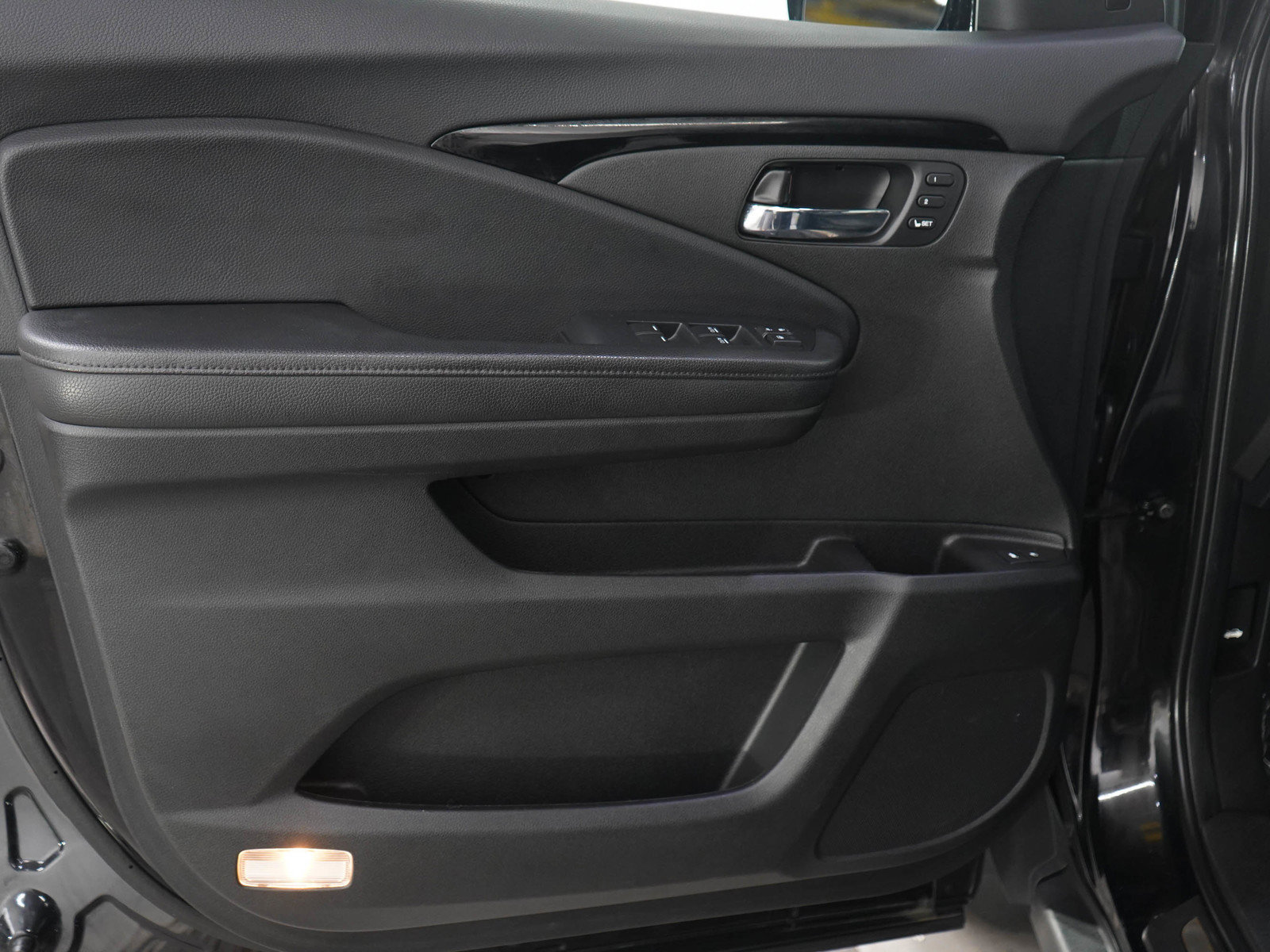 Used 2021 Honda Pilot Touring image 20