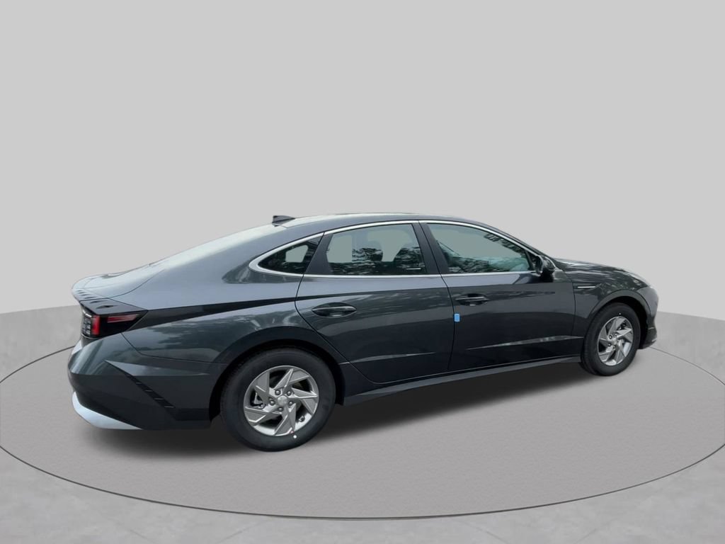 Used 2026 Hyundai Sonata SE FWD image 26
