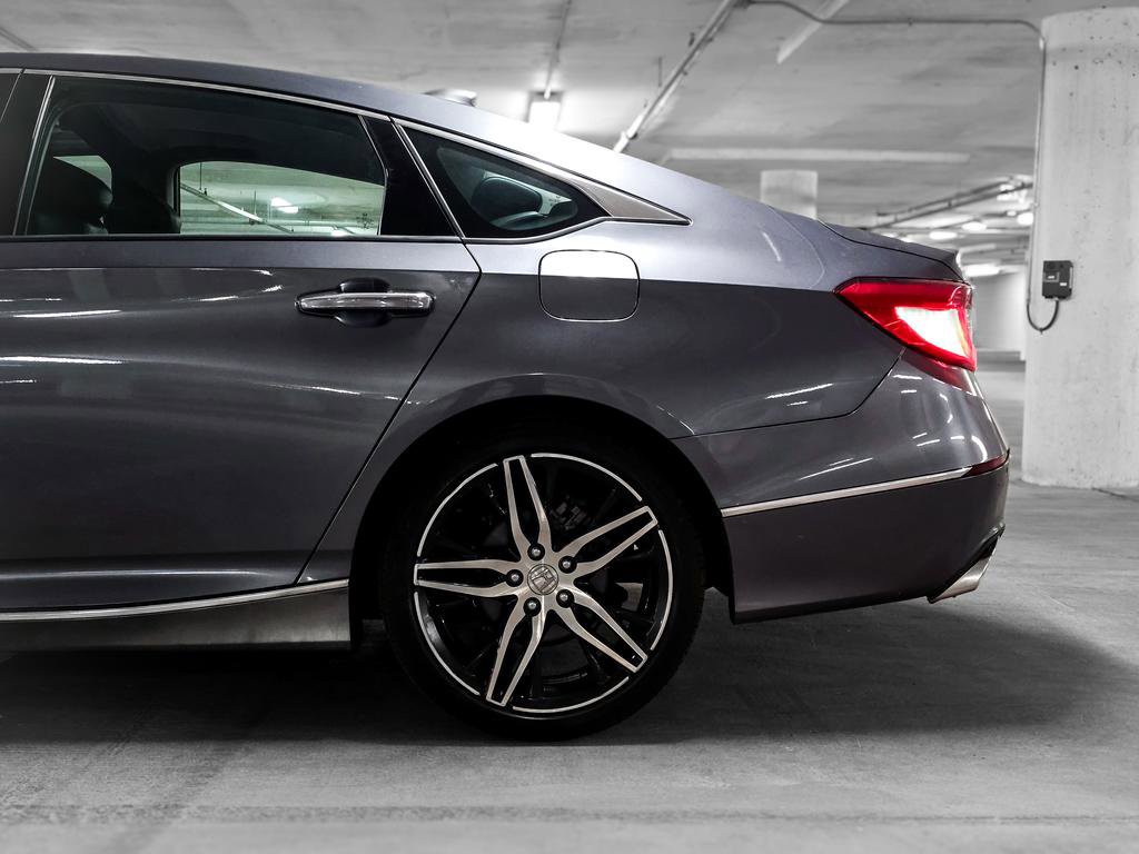 Used 2021 Honda Accord Touring image 15
