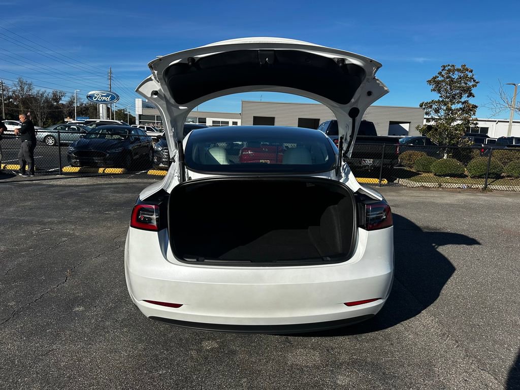 Used 2023 Tesla Model 3 Standard Range image 35