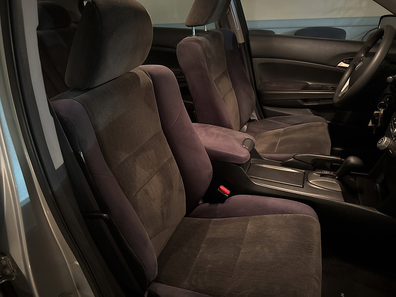 Used 2010 Honda Accord LX-P image 28