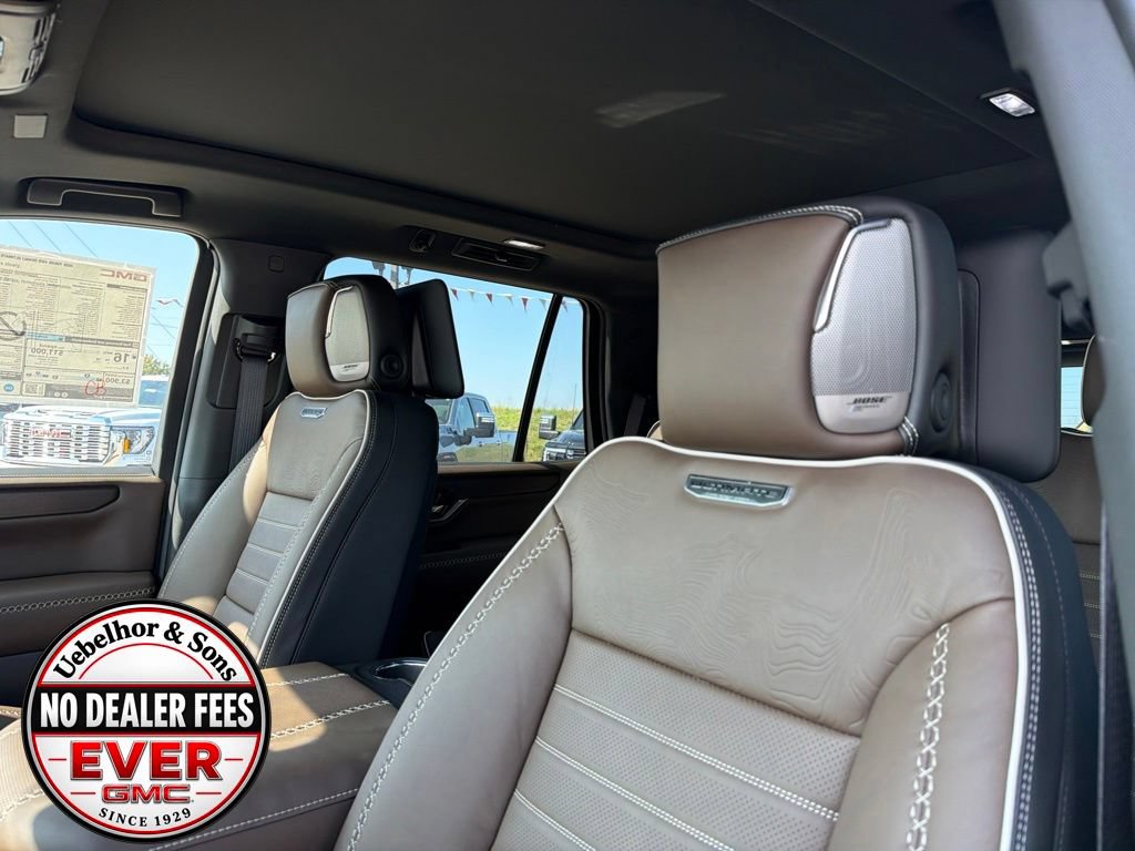 New 2026 GMC Yukon Denali Ultimate AWD/4WD image 29