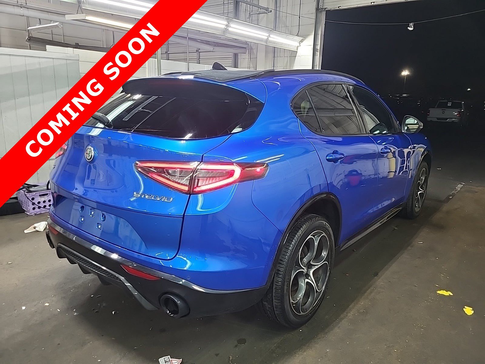 Used 2024 Alfa Romeo Stelvio Veloce AWD/4WD image 5
