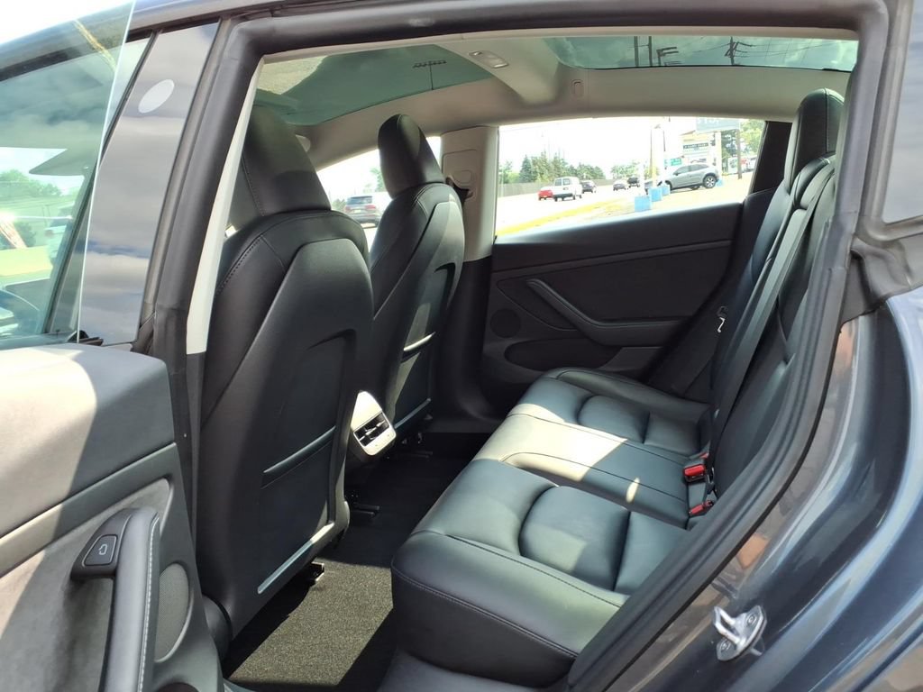 Used 2023 Tesla Model 3 Standard Range RWD image 15