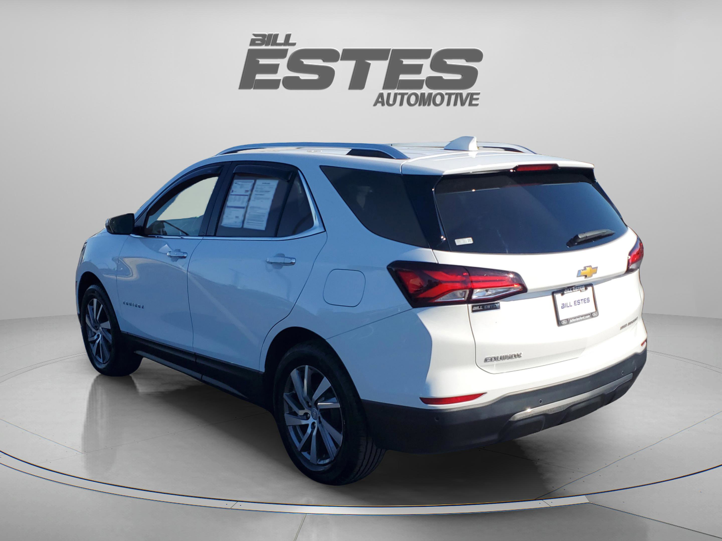 Used 2024 Chevrolet Equinox Premier AWD/4WD image 2