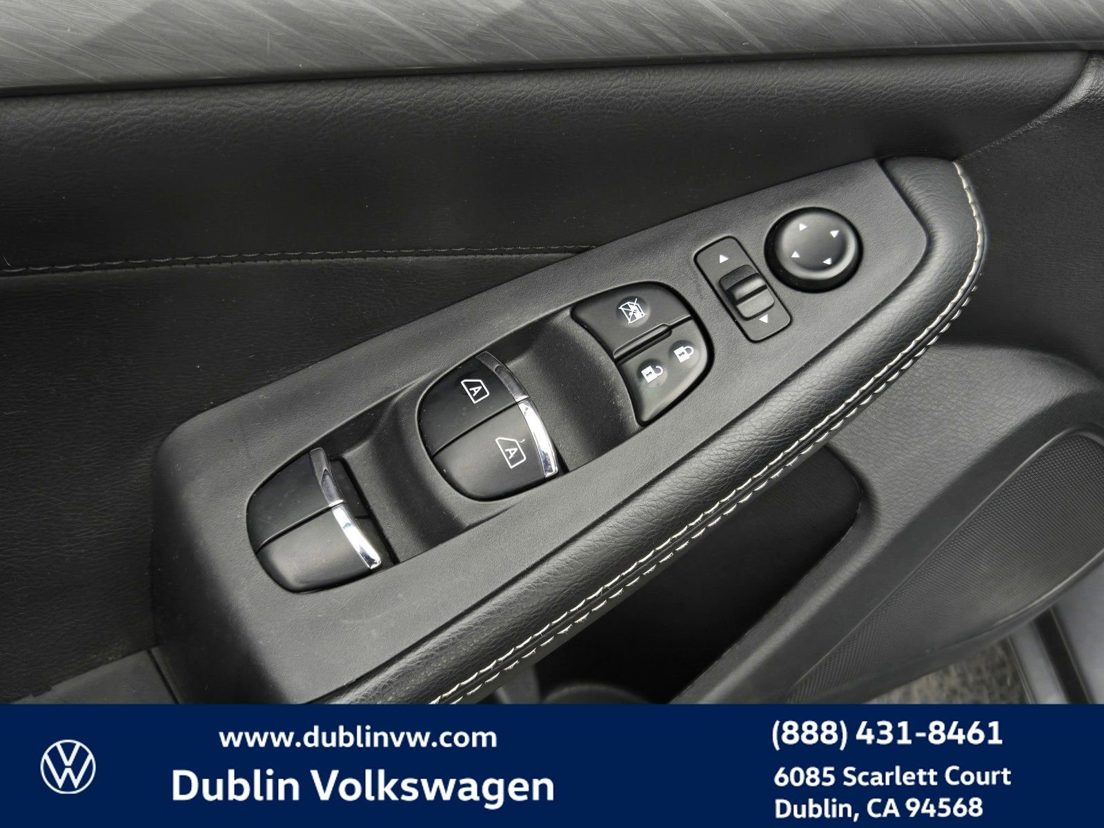 Used 2017 Nissan Maxima 3.5 SL image 11