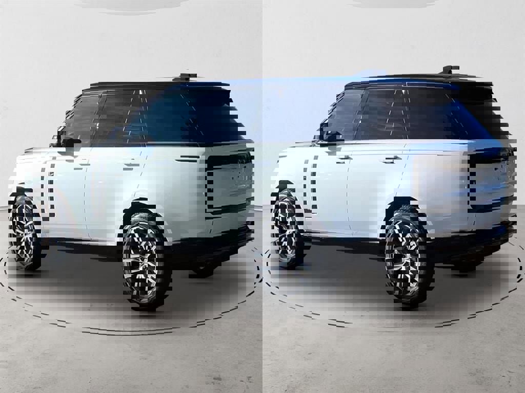 New 2025 Land Rover Range Rover SE image 7
