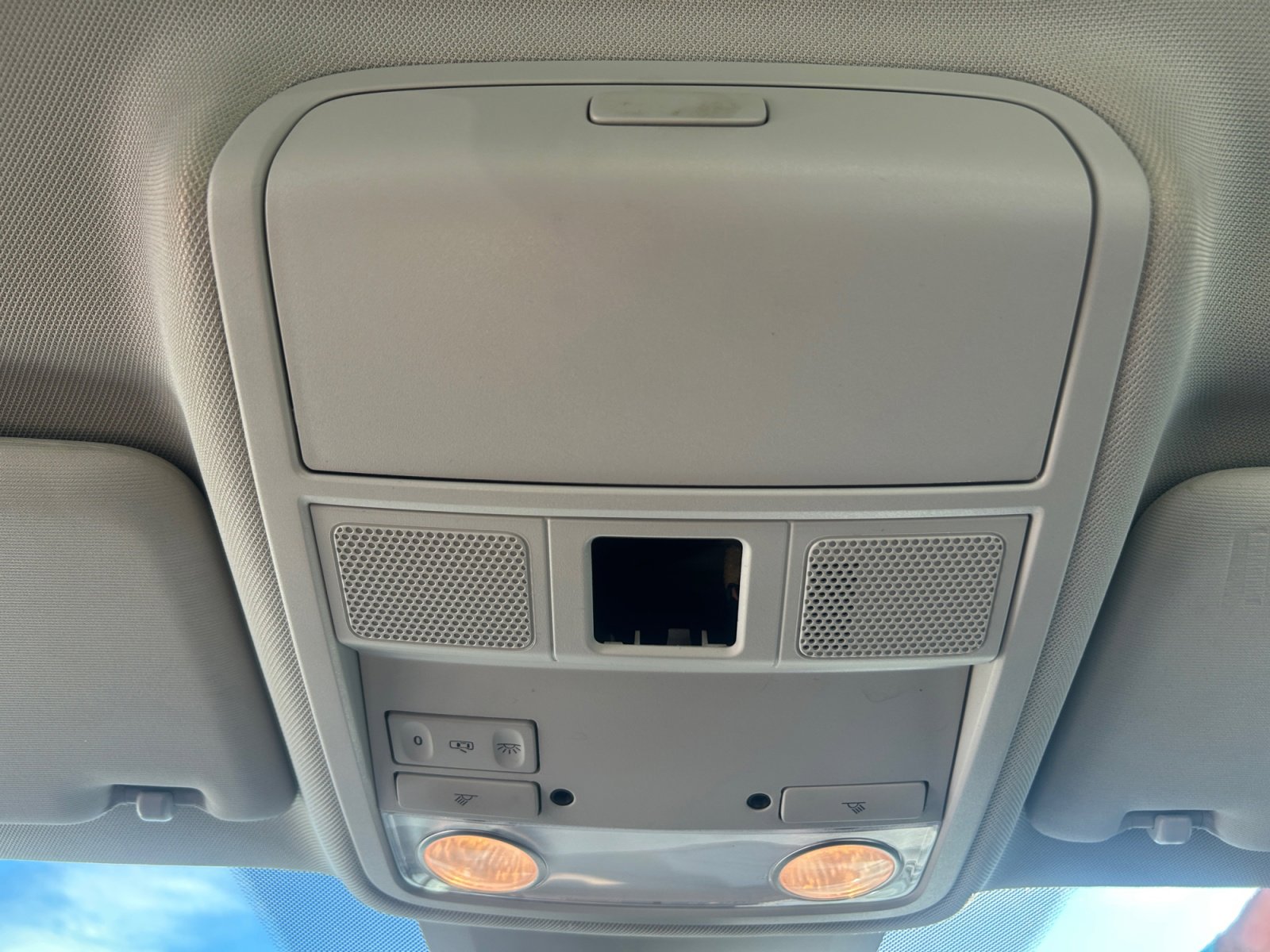 Used 2020 Volkswagen Passat 2.0T SE image 23