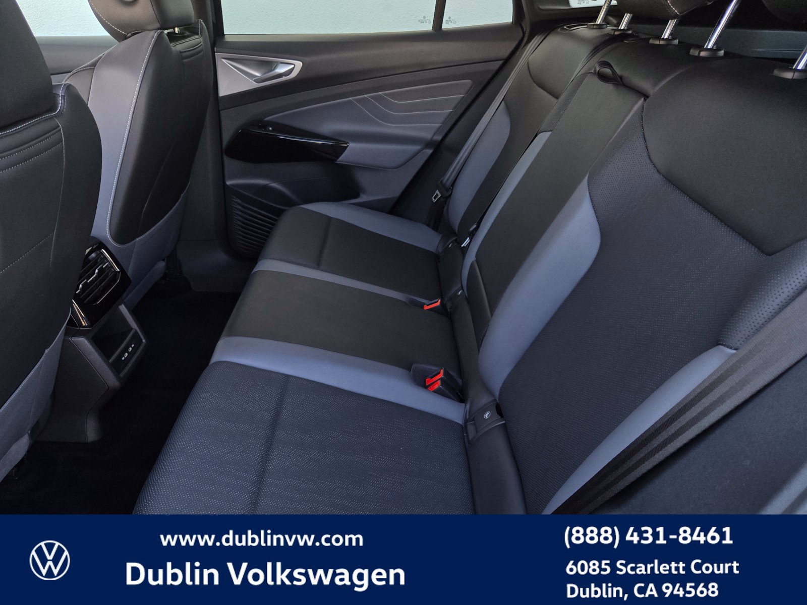 Used 2023 Volkswagen ID.4 Pro S AWD/4WD image 12