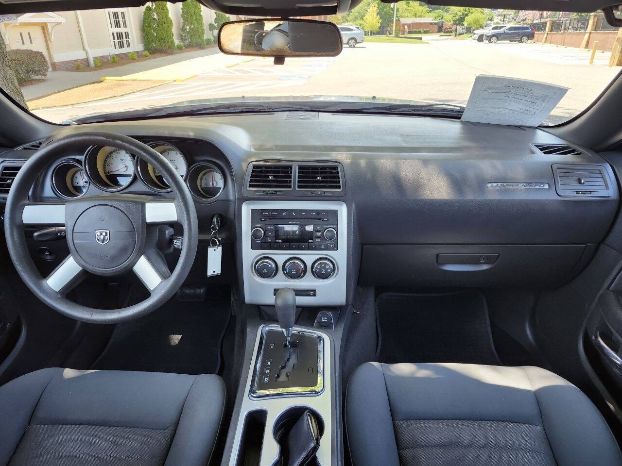 Used 2010 Dodge Challenger SE RWD image 7