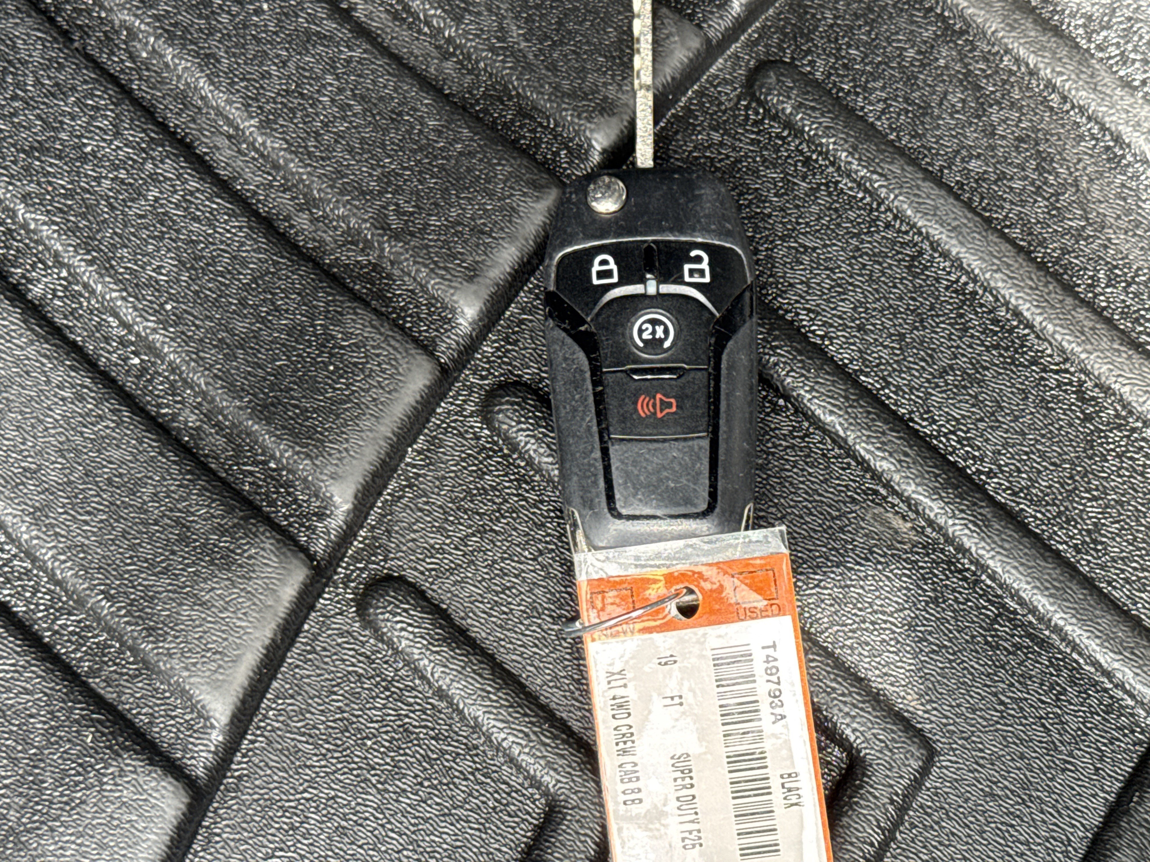 Used 2019 Ford F250 XLT w/ XLT Premium Package AWD/4WD image 36