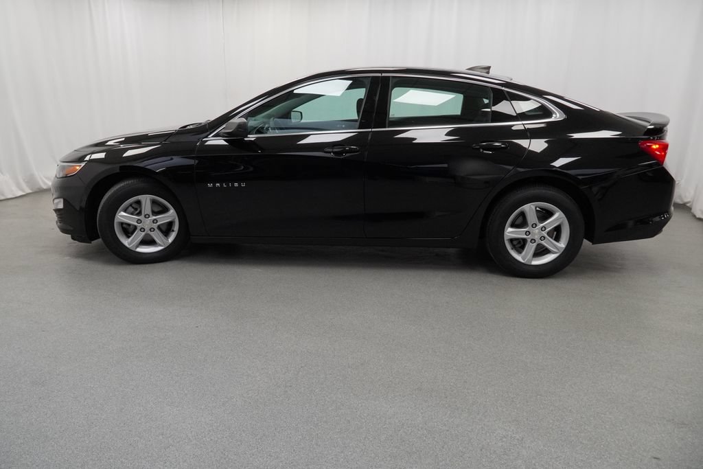 Used 2022 Chevrolet Malibu LS FWD image 15