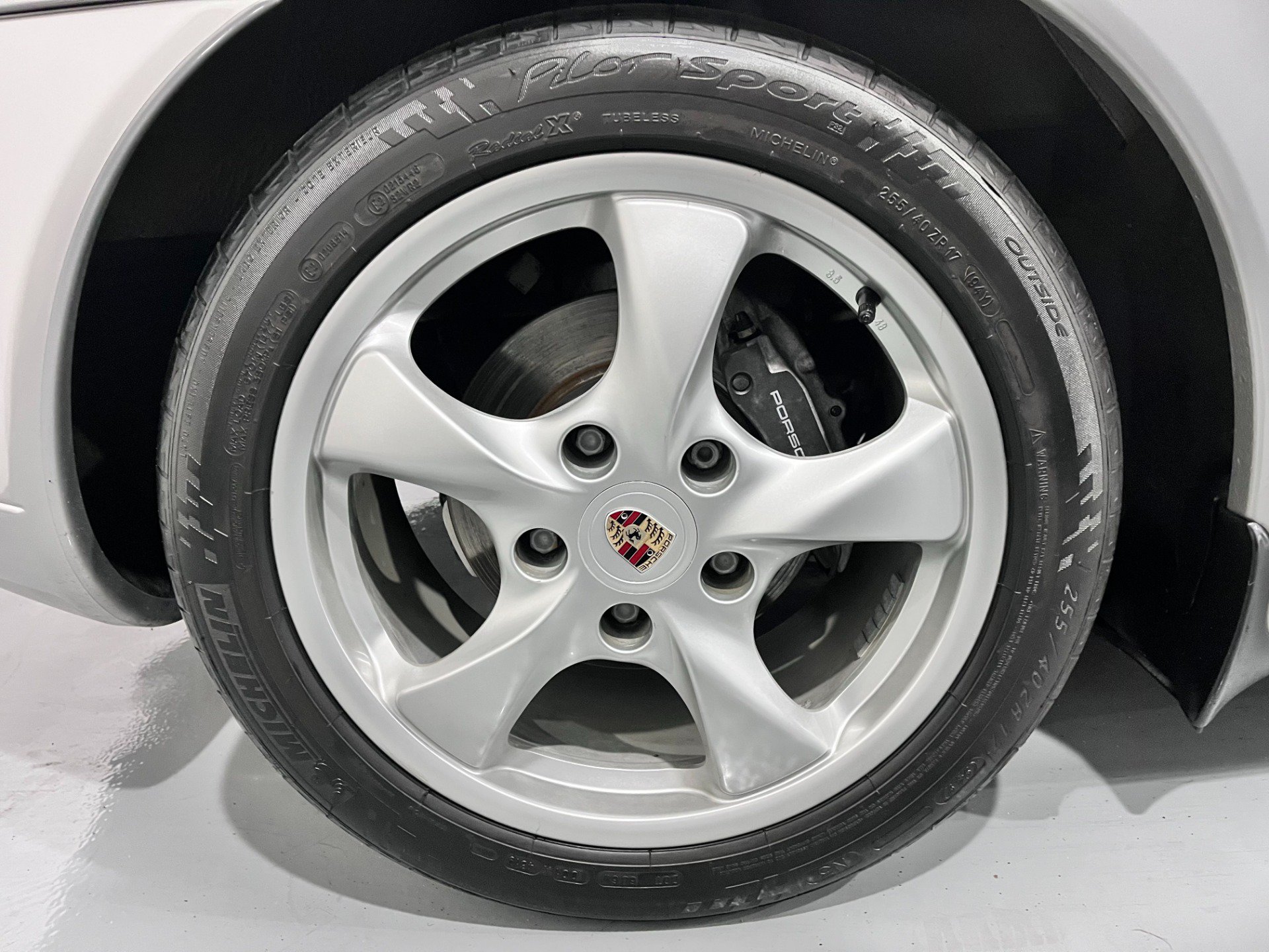 Used 2001 Porsche Boxster RWD image 60