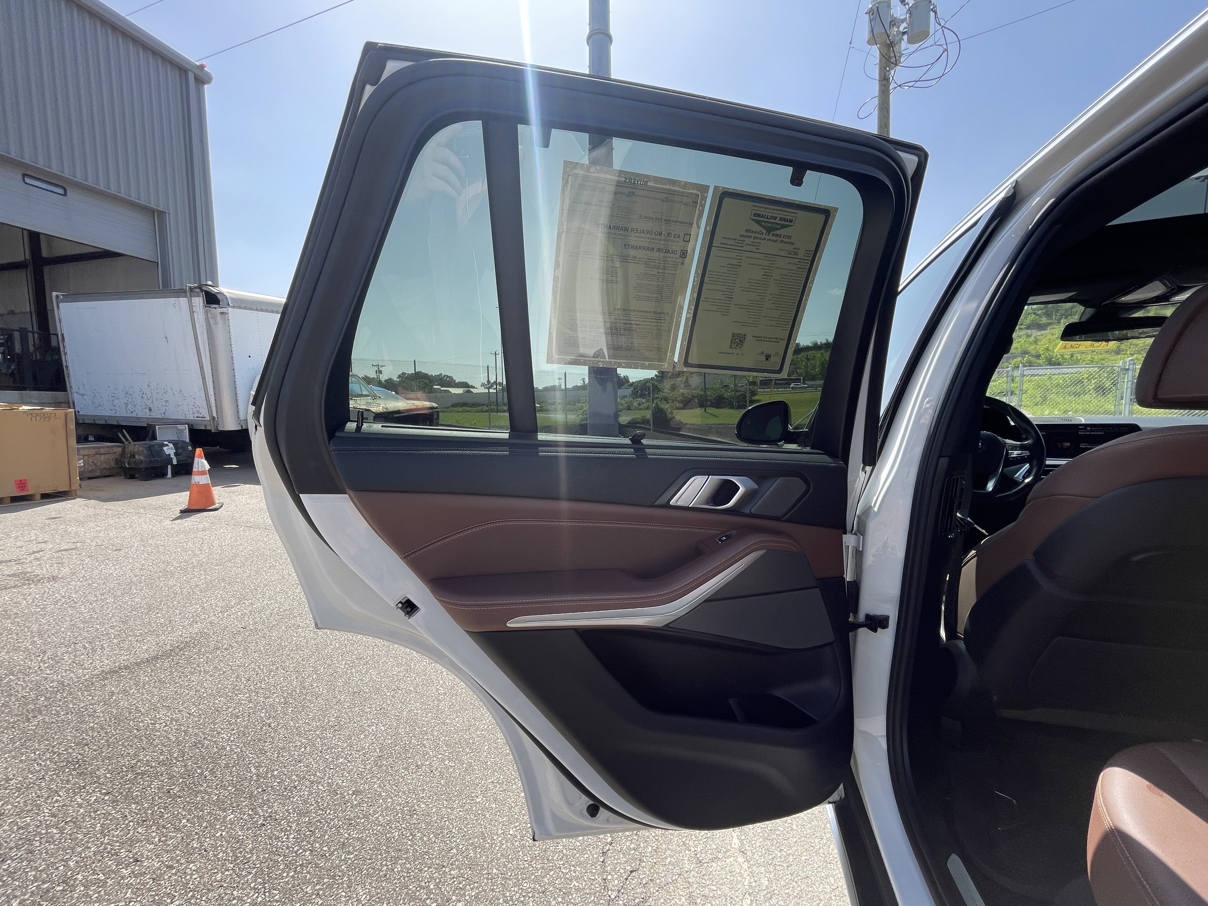 Used 2019 BMW X5 xDrive50i w/ Executive Package AWD/4WD image 32