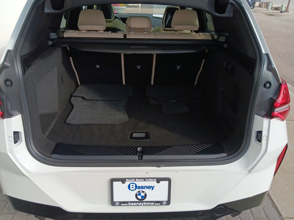 Used 2025 BMW X3 xDrive30i w/ M Sport Package image 7
