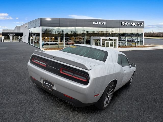 Used 2022 Dodge Challenger R/T w/ Plus Package RWD image 3