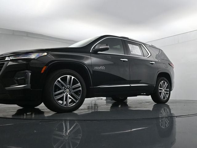 Used 2023 Chevrolet Traverse High Country AWD/4WD image 36