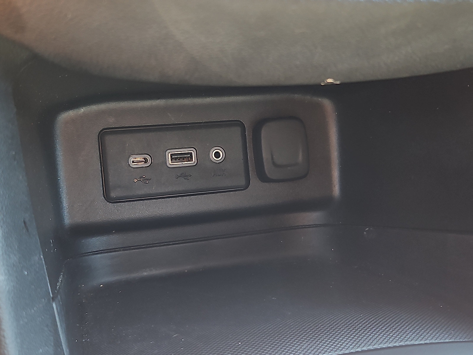 Used 2020 Chevrolet Equinox LT AWD/4WD image 24