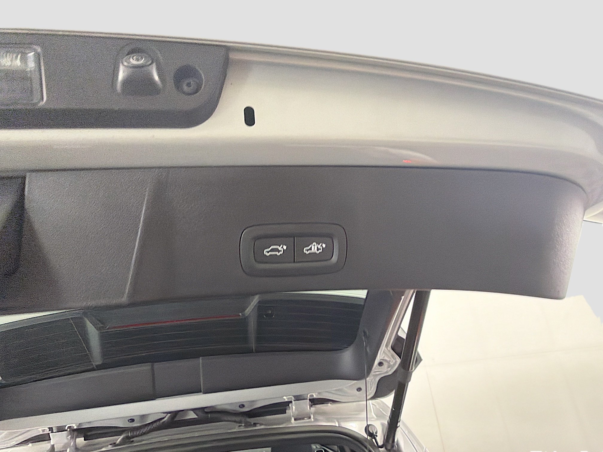 Used 2023 Volvo XC40 Recharge Plus AWD/4WD image 30